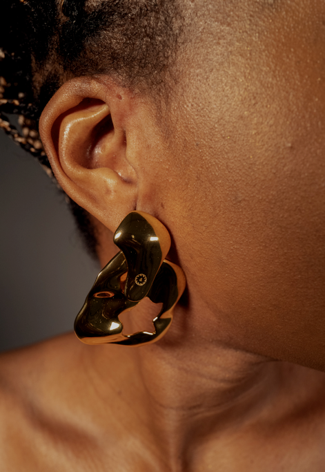 The Curve Collection by Duruyeh Adornment